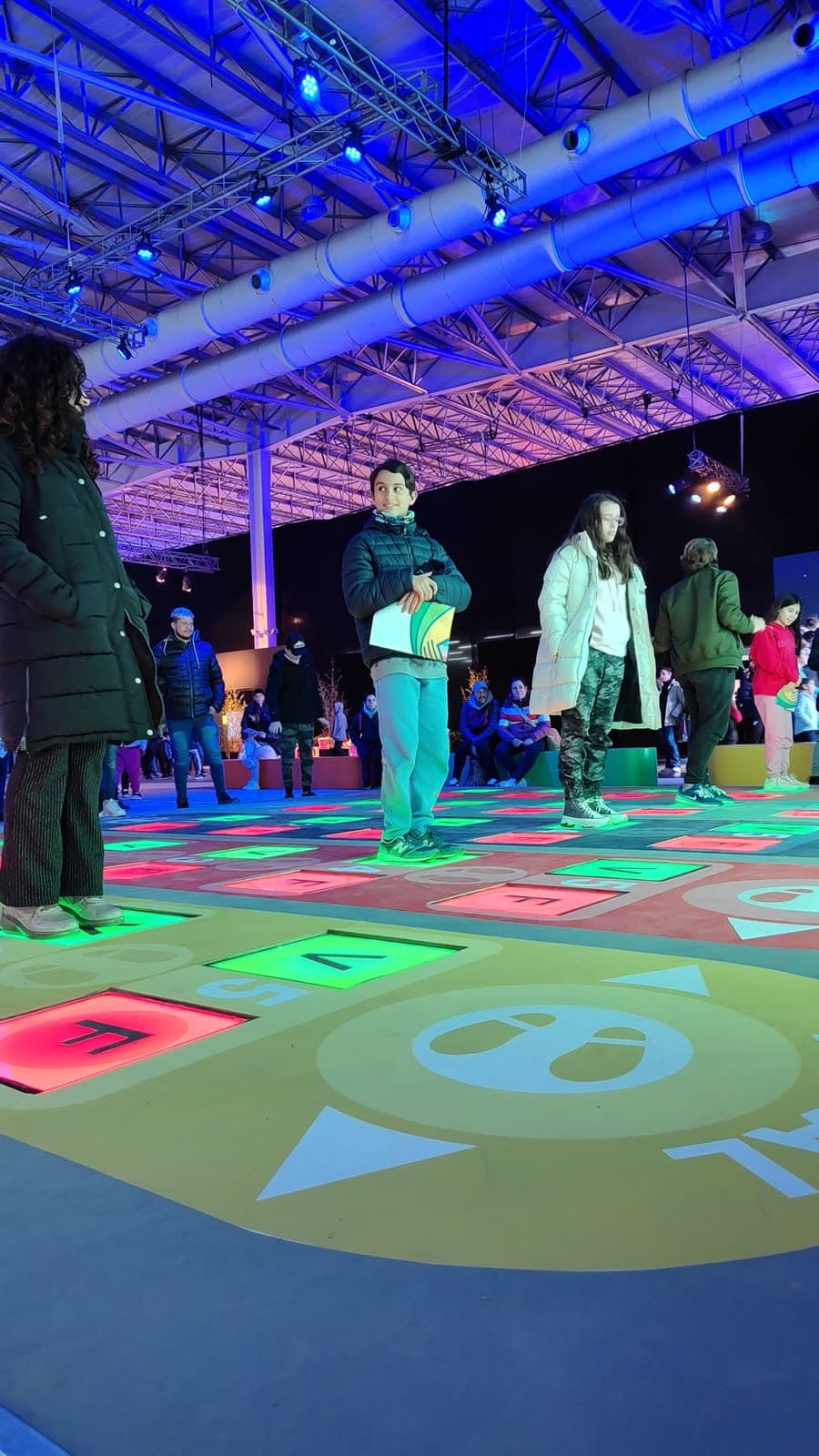 Trivia con baldosas · Evento